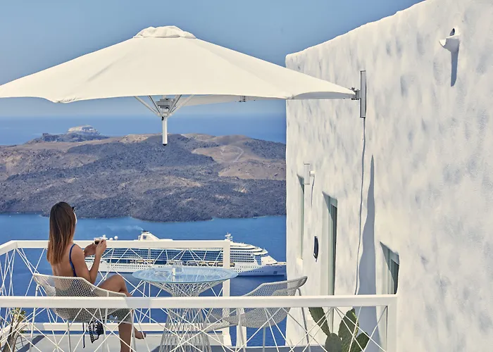 Limestone Hotel Fira (Santorini)