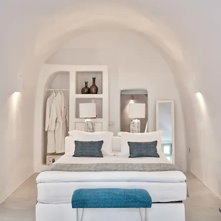 Otel Limestone Fira (Santorini)