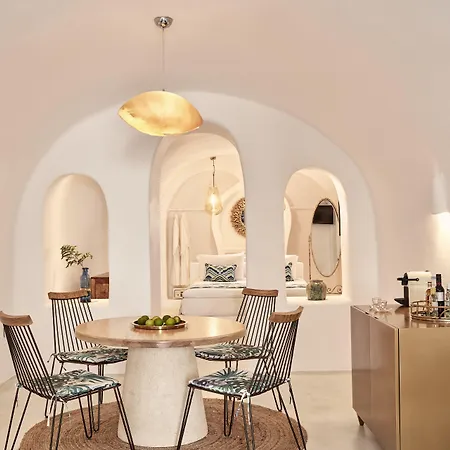 Otel Limestone Fira (Santorini)