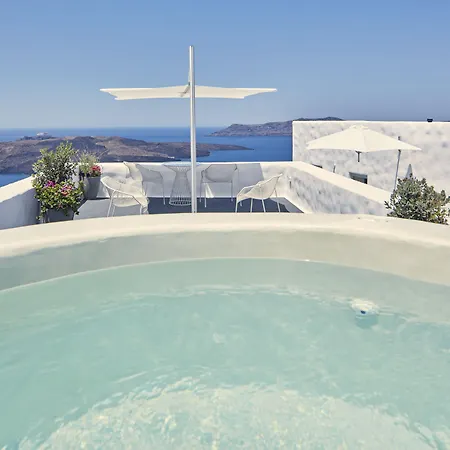 Limestone 4* Fira (Santorini)