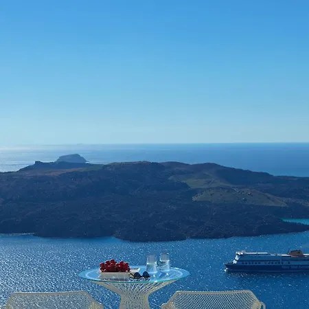Otel Limestone Fira (Santorini)