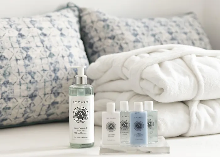 Limestone 4* Fira (Santorini)