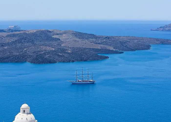 Limestone Fira (Santorini)