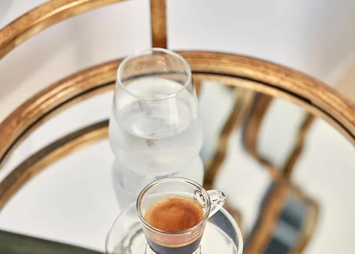 لايمستون فندق ثيرا